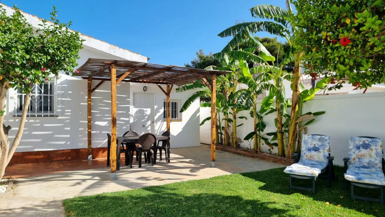 Apartamento Privado Con Jardin, Piscina Elevada Y Bbq Chiclana de la Frontera Ngoại thất bức ảnh